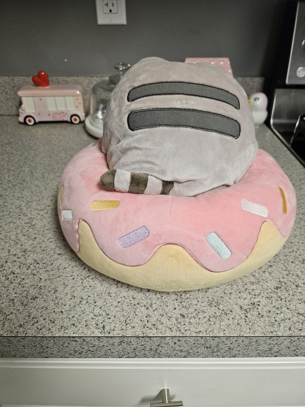 Pusheen Plush Donut Cushion - Pink Frosting - Picture 11 of 14